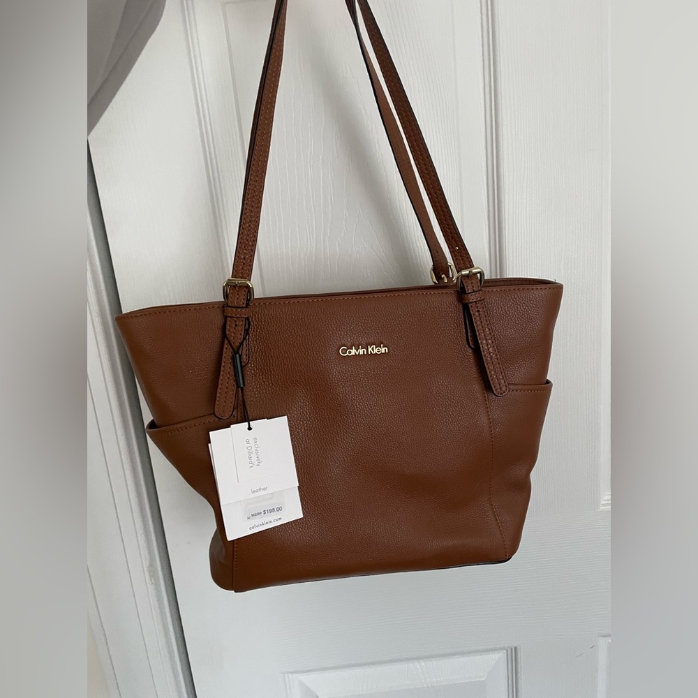 NWT Calvin Klein purse